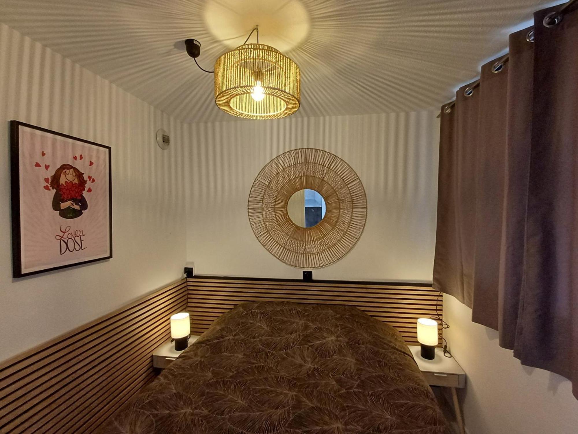 Eden Azur - Residence Hoteliere Golfe-Juan Rum bild